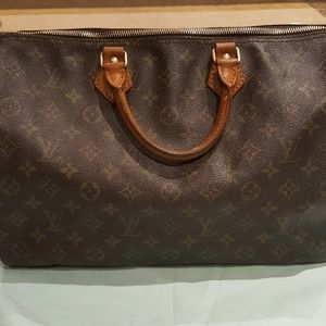 Authentic Louis Vuitton Speedy 35